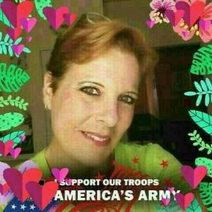 Meet your Posher, Cynthia